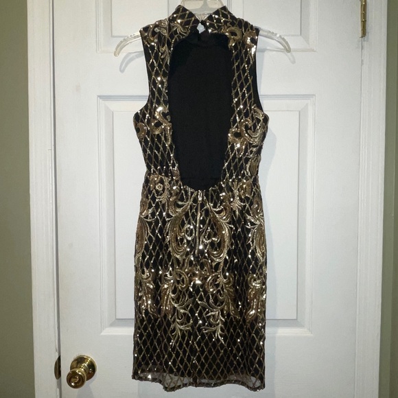 LULUs Black and Gold Sequins Mini Dress XS NWOT - Holiday Dress - Picture 3 of 5
